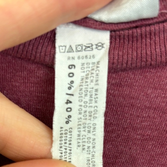 Burgundy Short Sleeve Graphic Tee with Crew Neck - Picture 4 of 4